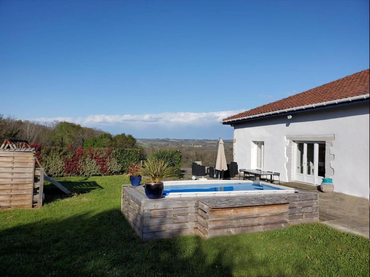 Family Home With Pool Saint-Lon-Les-Mines Exteriör bild