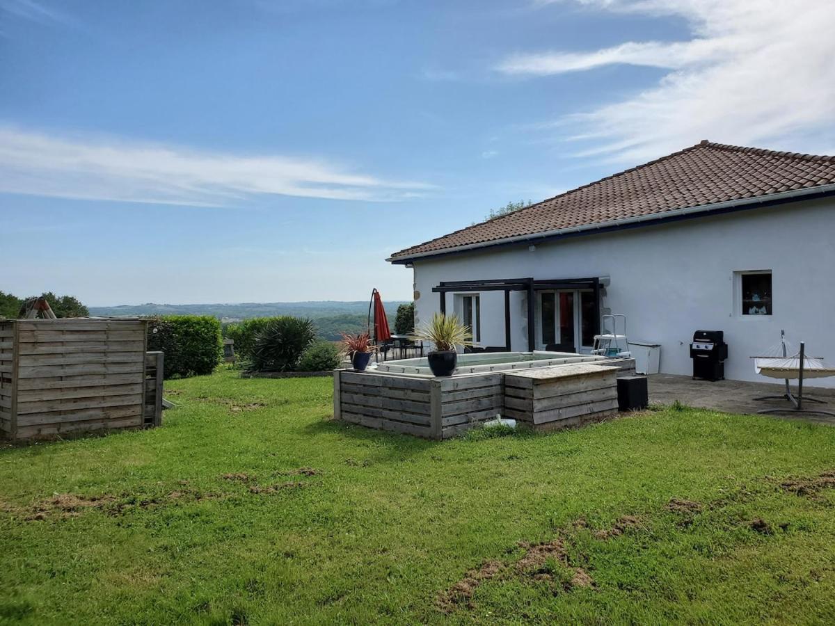 Family Home With Pool Saint-Lon-Les-Mines Exteriör bild